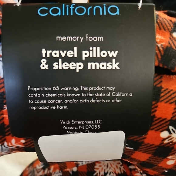 C&C California Plaid Travel Pillow & Sleep Mask - Picture 6 of 7